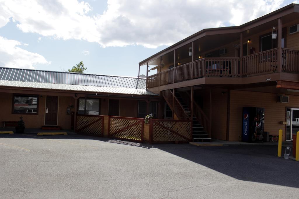 ליווינגסטון Country Motor Inn מראה חיצוני תמונה