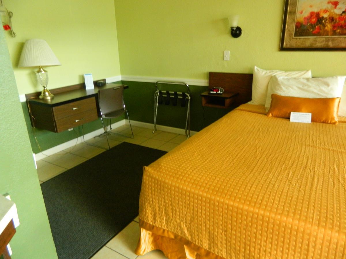 ליווינגסטון Country Motor Inn מראה חיצוני תמונה