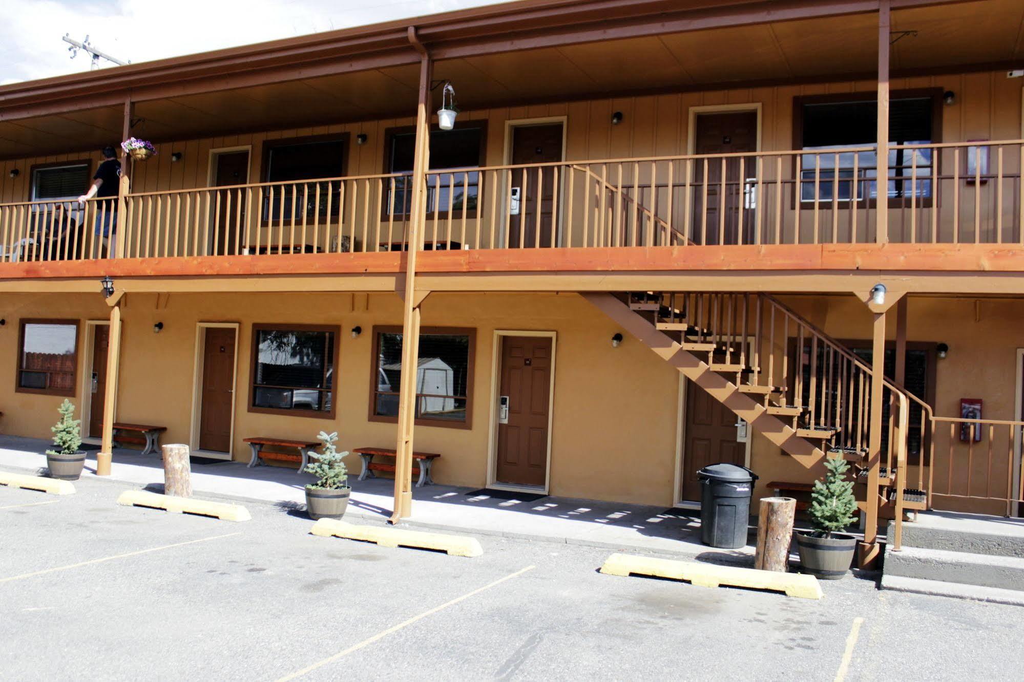 ליווינגסטון Country Motor Inn מראה חיצוני תמונה